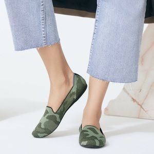 ROTHY’S Flats Army Green Camo Slip On’s Flat Loafers Size 7.5
